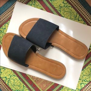 Gap Sandals